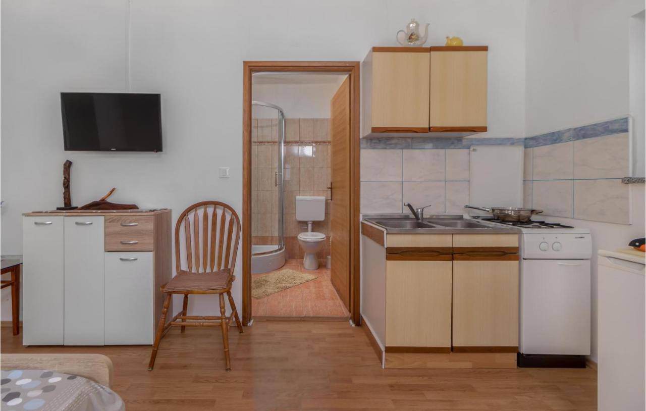 Pet Friendly Apartment In Pinezici With Wifi Exterior foto